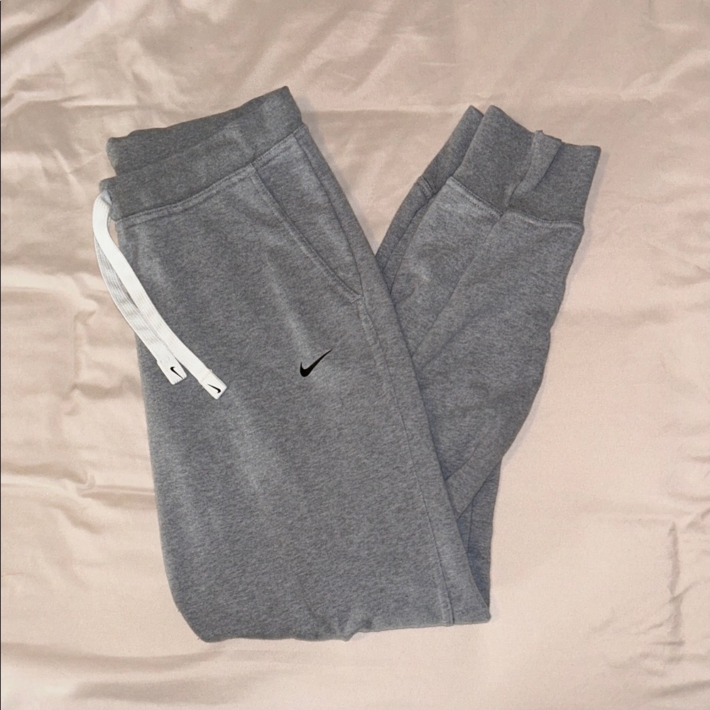 Nike Dri Fit Women’s Gray Sweat Joggers with White Drawstring